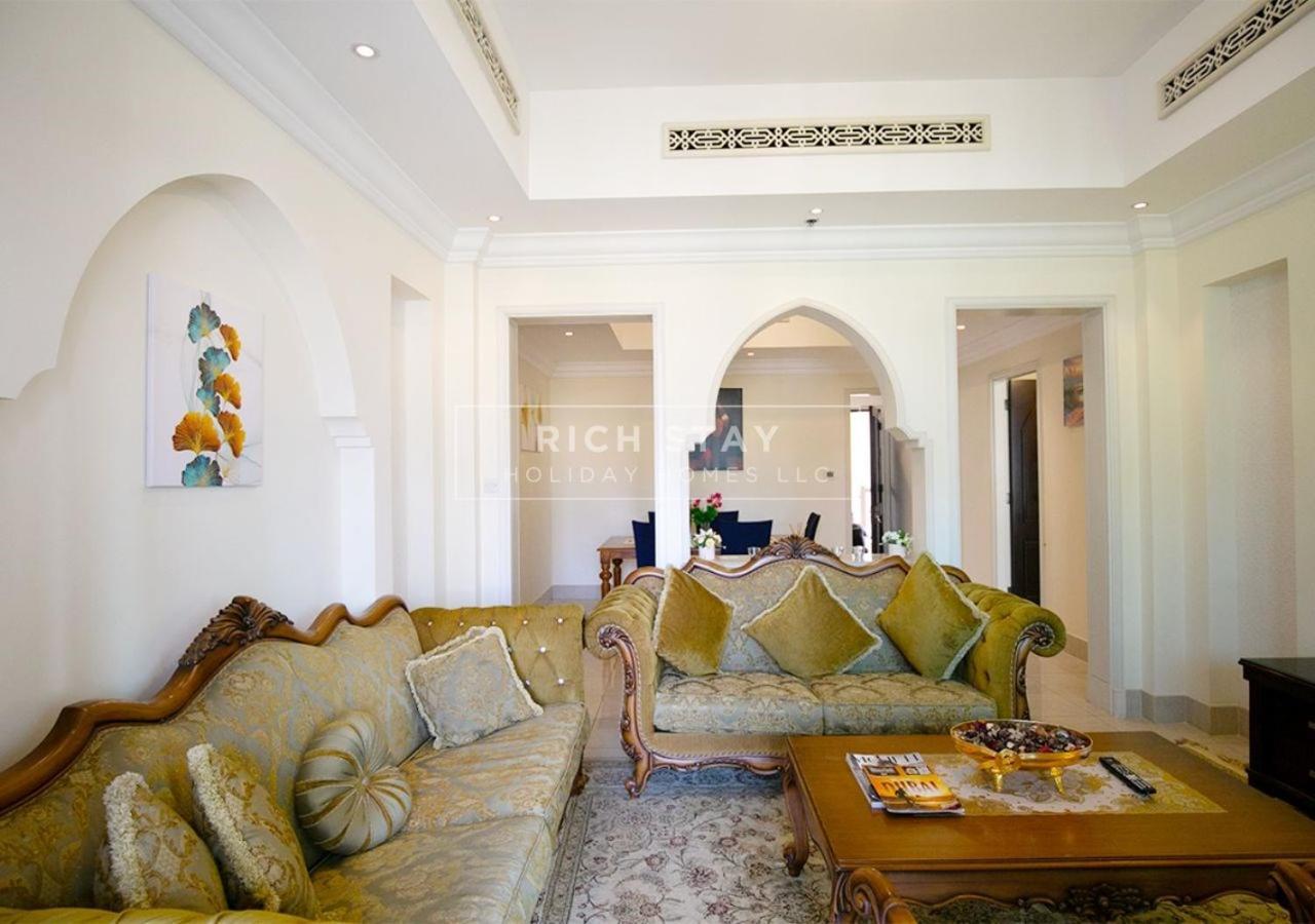 Incredible 2Br Apartment, Downtown With Burj & Dubai Mall View By Rich Stay Экстерьер фото