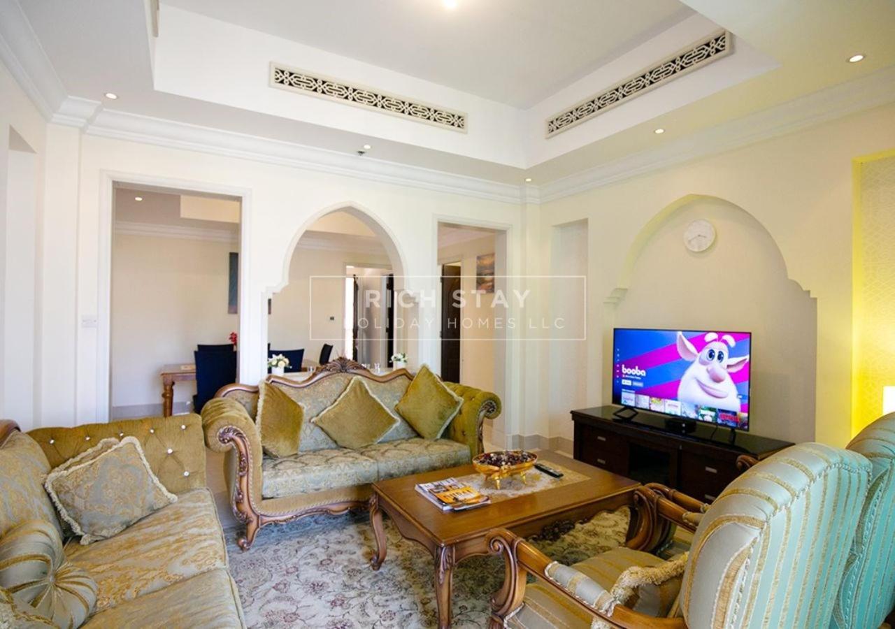 Incredible 2Br Apartment, Downtown With Burj & Dubai Mall View By Rich Stay Экстерьер фото
