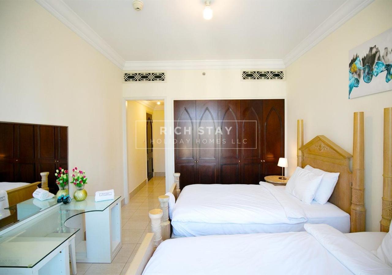 Incredible 2Br Apartment, Downtown With Burj & Dubai Mall View By Rich Stay Экстерьер фото